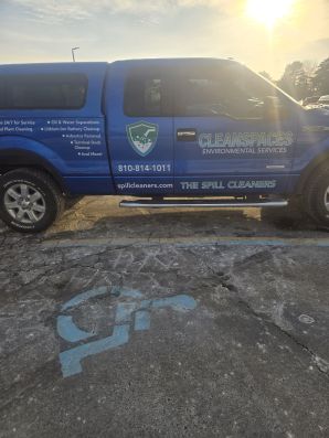 Environmental Spill Cleanup in Detroit, MI (2)